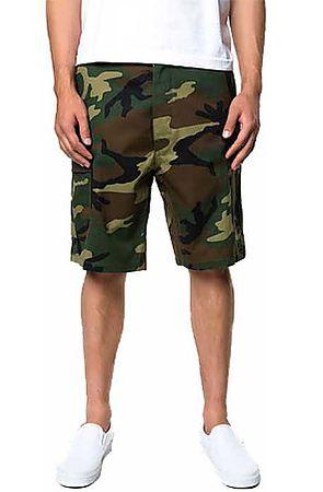 The Prep Coterie Cargo Shorts in Camo