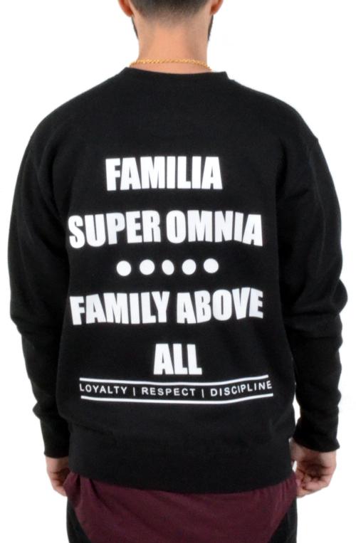 Familia Crew Neck Sweater in Black
