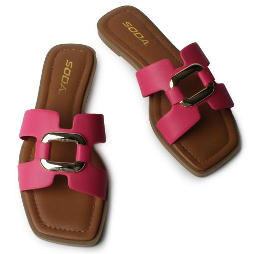 Feng Flat Sandal